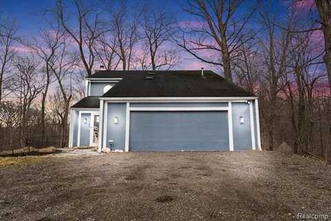 161 BUNNY Lane, Milford, MI 48380