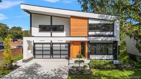 145 Westchester Way, Birmingham, MI 48009