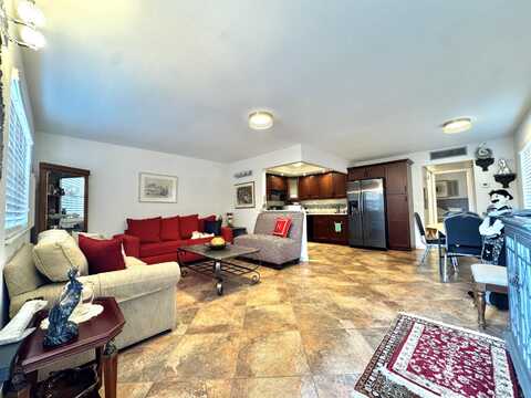 279 Saxony F Circle, Delray Beach, FL 33446