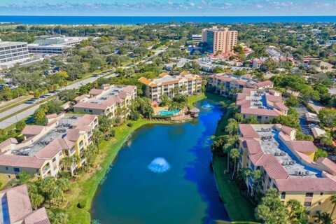300 Uno Lago Drive, Juno Beach, FL 33408