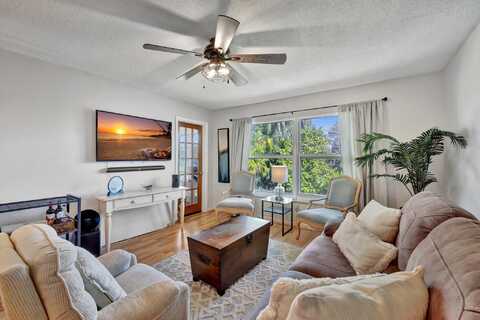 4025 N Federal Highway, Oakland Park, FL 33308