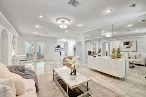 3272 NW 3rd Avenue, Oakland Park, FL 33309
