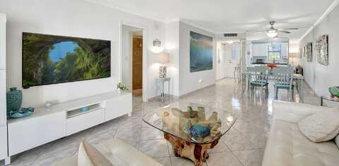 720 E Ocean Avenue, Boynton Beach, FL 33435