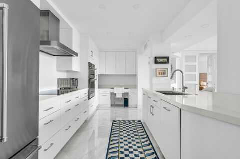 100 SE 5th Avenue, Boca Raton, FL 33432