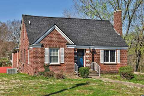 206 Broad, Dresden, TN 38225