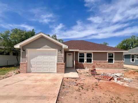 2005 Hudson St, San Angelo, TX 76903