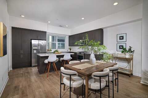 10461 Harlow Circle, San Diego, CA 92108