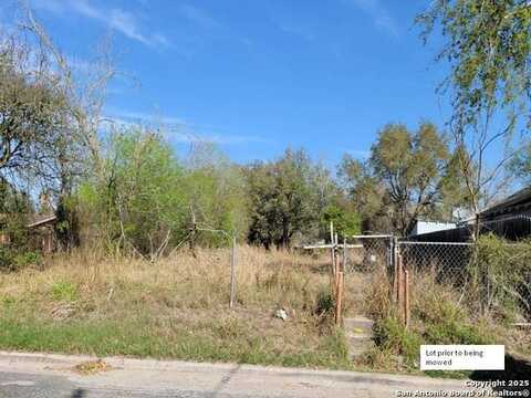 806 W Walton, Beeville, TX 78102