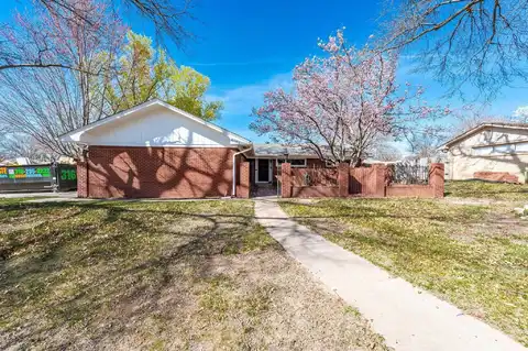 6102 E 8th St N, Wichita, KS 67208