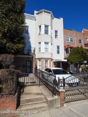 8666 17th Avenue, Brooklyn, NY 11214