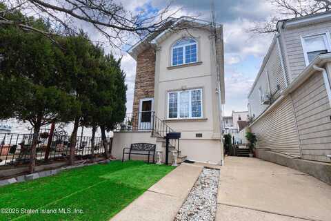 206 Virginia Avenue, Staten Island, NY 10305