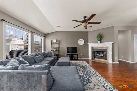 103 Lone Shadow Drive, Harker Heights, TX 76548