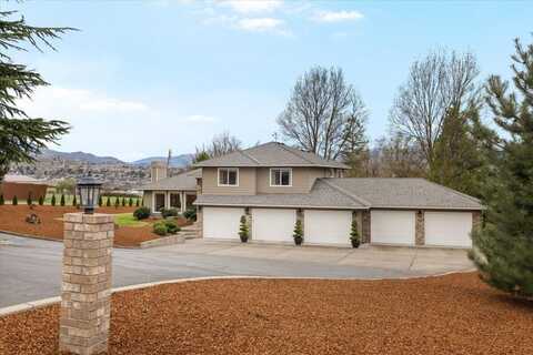 1850 Coker Butte Road, Medford, OR 97504