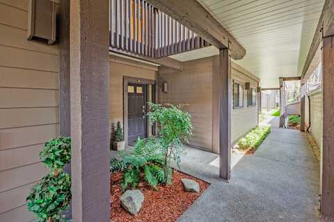 115 Rogue River Highway, Grants Pass, OR 97527