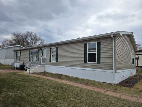 13 E Grant Ct, Highland, MI 48357
