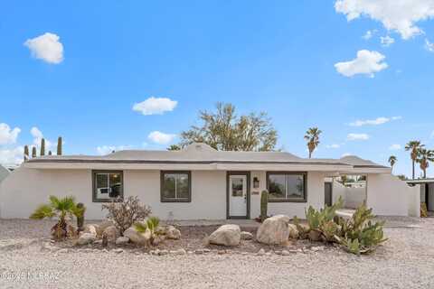7910 N Thornydale Road, Tucson, AZ 85741