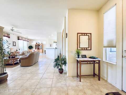 9524 N Twinkling Shadows Way, Tucson, AZ 85743