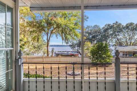 986 Drake Acres Road, Quincy, FL 32351