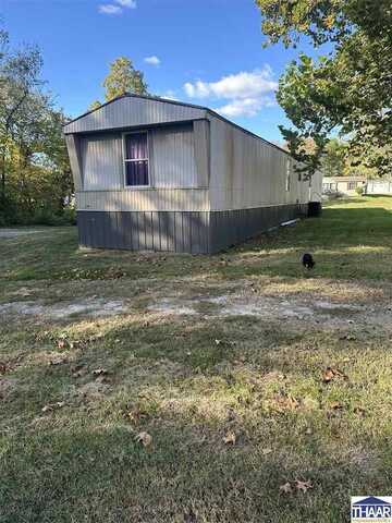 7586 E Laughlin Street, Dugger, IN 47848