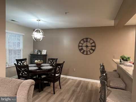 8815 STONE RIDGE CIRCLE, PIKESVILLE, MD 21208