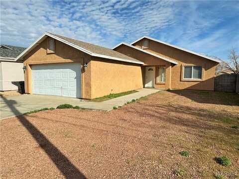2731 Wickieup Avenue, Kingman, AZ 86401