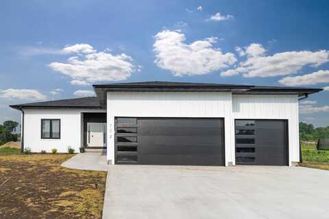 702 Pine Street, Janesville, IA 50647
