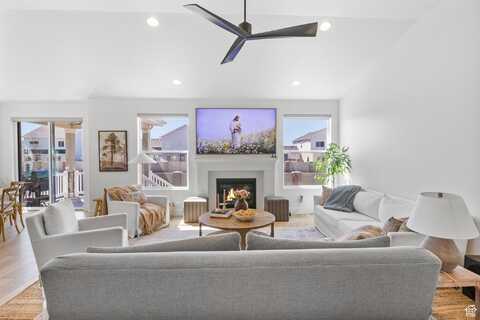 4947 W EVERGREEN, Highland, UT 84003