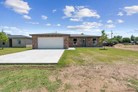 903 Maple Avenue, White Deer, TX 79097