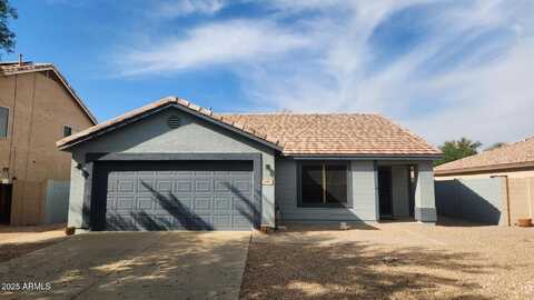 444 W FABENS Lane, Gilbert, AZ 85233