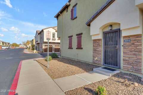 2725 E MINE CREEK Road, Phoenix, AZ 85024