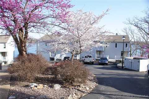 64 Windjammer Court, Lake Ozark, MO 65049