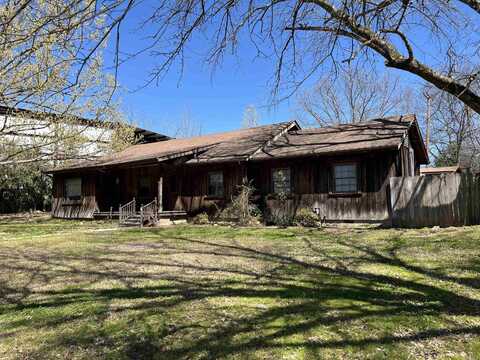 204 S 3RD Street, Glenwood, AR 71943