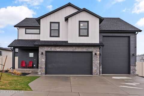 6657 W Portrush Dr, Rathdrum, ID 83858