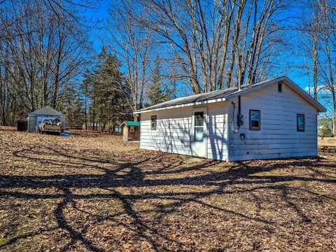 1688 Birch, Harrison, MI 48625