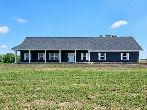 7936 217th Avenue, Martelle, IA 52305