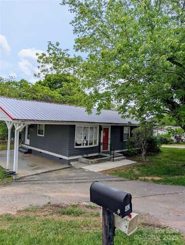 482 Gorman Bridge Road, Asheville, NC 28806
