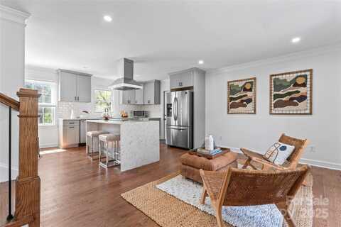 6914 Idlewild Road, Charlotte, NC 28212
