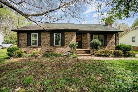 9229 Shackleford Terrace, Charlotte, NC 28227
