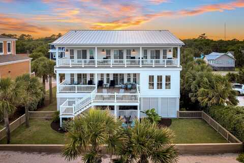 1702 Palmetto Boulevard, Edisto Island, SC 29438