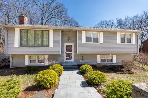 193 Old Coach Highway, Hamden, CT 06518
