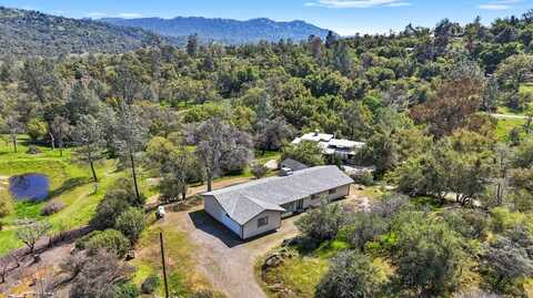 29945 Tioga Drive, Coarsegold, CA 93614