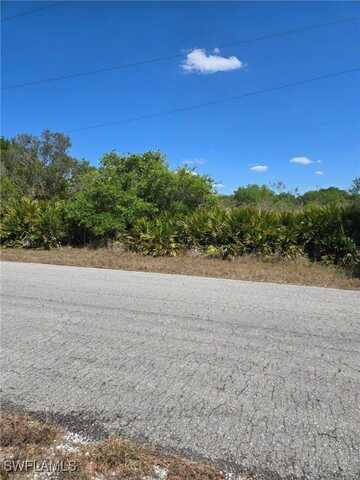 2302 Irving Avenue, Alva, FL 33920