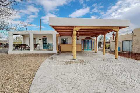 723 ASPEN Avenue NW, Albuquerque, NM 87102
