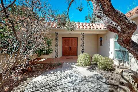 7827 ACADEMY Trail NE, Albuquerque, NM 87109
