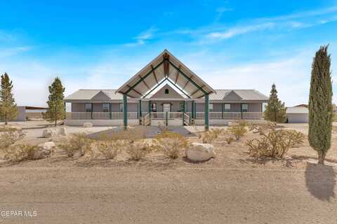 32690 Highway 1437, Salt Flat, TX 79847