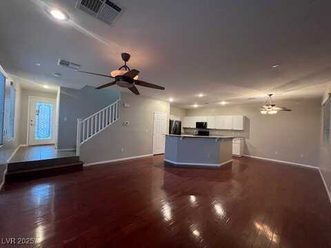 129 Standing Stone Street, Las Vegas, NV 89148