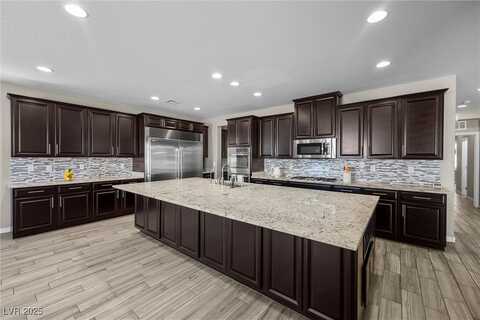 3428 Royal Calloway Avenue, Las Vegas, NV 89141