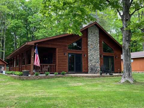 8744 AMBER LAKE RD W, Minocqua, WI 54548