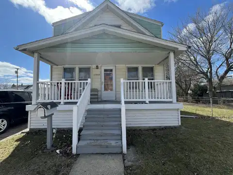 17352 Tennyson Street, Roseville, MI 48066