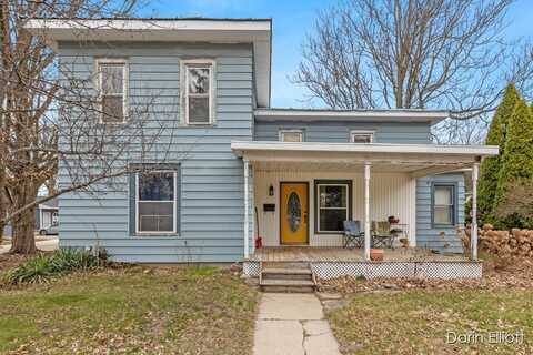 134 W Lincoln Avenue, Ionia, MI 48846